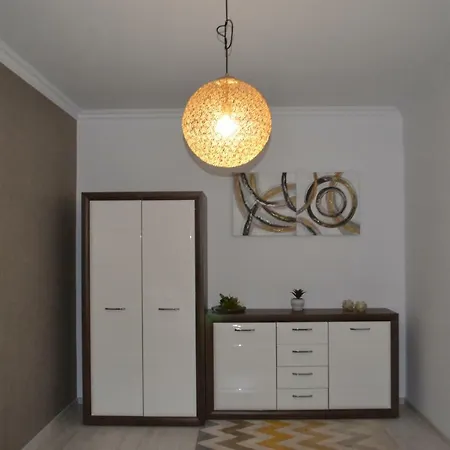 Solid 387 Apartment Mamaia